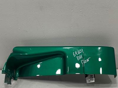 Used Freightliner Cascadia RH Rear Fairing