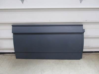 New Aftermarket Freightliner Cascadia LH Center Fairing