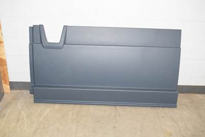 New Aftermarket Freightliner Cascadia LH Center Fairing