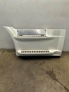 Used Freightliner Cascadia LH Front Step Fairing