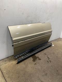 Used Freightliner CST 120 LH Center Fairing