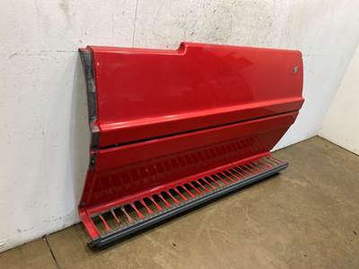 Used Freightliner CST 120 RH Center Fairing