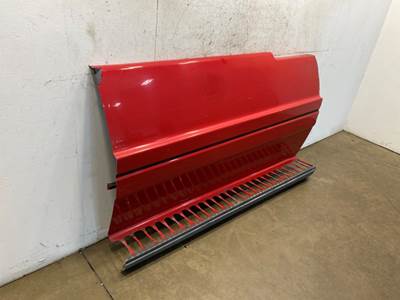 Used Freightliner CST 120 LH Center Fairing