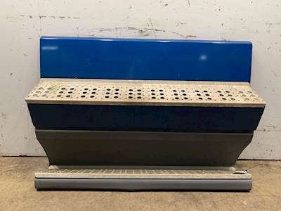 Used Freightliner FLD120 LH Center Fairing