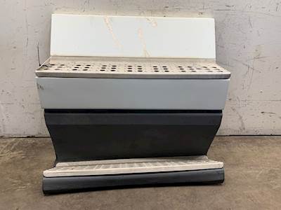 Used Freightliner FLD120 RH Center Fairing