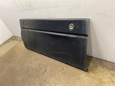 Used Kenworth T600 LH Center Fairing