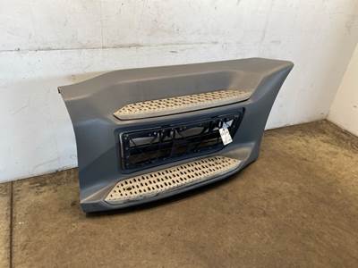 Used Peterbilt 579 RH Step Fairing