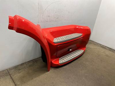 Used Peterbilt 579 LH Front Fairing