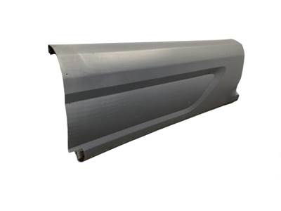 Used Peterbilt 579 RH Center Fairing