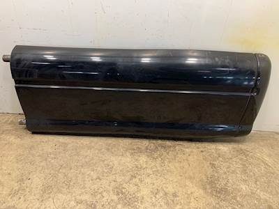 Used Peterbilt 587 LH Center Fairing