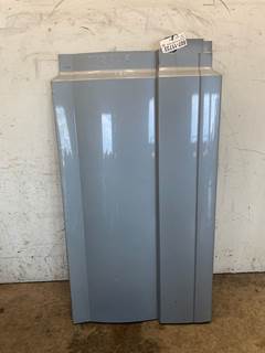 Used Volvo VNL Gen 2 LH Center Fairing