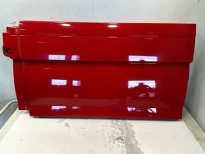 Used Volvo VNL Gen 2 LH Rear Fairing