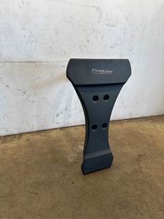 Used Volvo VNL Gen 2 RH Tandem Fairing