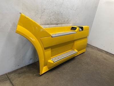 Used Volvo VNL Gen 2 LH Front Step Fairing