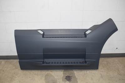 New Aftermarket Volvo VNL Gen 3 RH Front Fairing