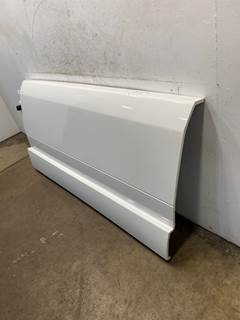 Used Volvo VNL Gen 3 LH Center Fairing