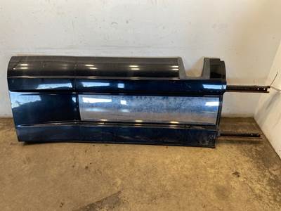 Used Western Star 5700 RH Center Fairing