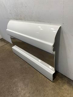 Used Western Star 5700 LH Center Fairing