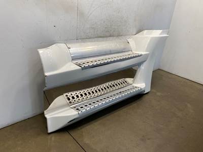 Used Western Star 5700 RH Front Fairing