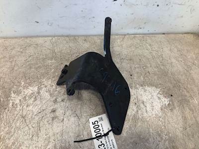 Used Peterbilt 579 RH Fender Bracket