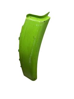 Used Freightliner Cascadia 113 RH Fender Extension
