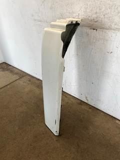Used Freightliner Cascadia 125 LH Fender Extension
