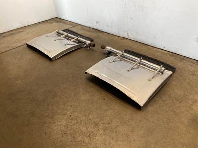 Used Freightliner Cascadia 125 SET, 1/4 Fender