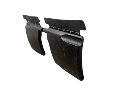 Used Freightliner Cascadia 126 SET, 1/4 Fender