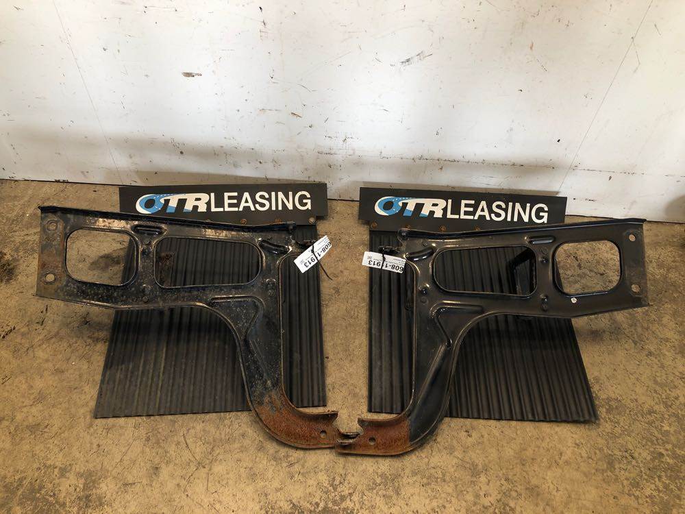 2007 Used Freightliner Cascadia Quarter Fender Set For Sale Dorr, MI