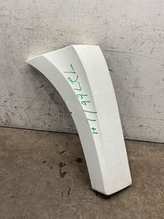 Used Freightliner Cascadia LH Fender Extension