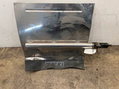 Used Freightliner CST 120 LH 1/4 Fender