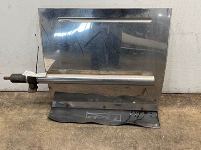 Used Freightliner CST 120 RH 1/4 Fender