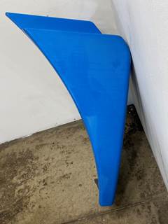 Used Freightliner Century Class 120 LH Fender Extension