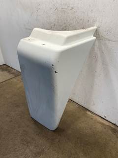 Used Freightliner Columbia RH Fender Extension
