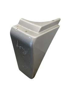 Used Freightliner Columbia RH Fender Extension