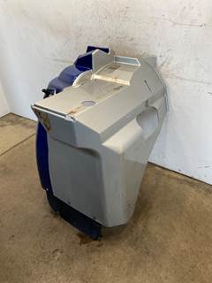 Used International 9200i LH Fender Extension