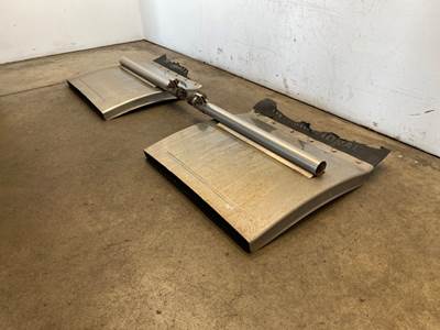 Used International 9400i SET, 1/4 Fender