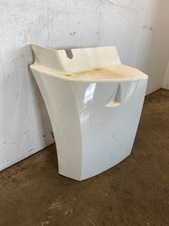 Used International Prostar LH Fender Extension