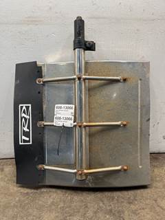 Used Kenworth T800 RH 1/4 Fender