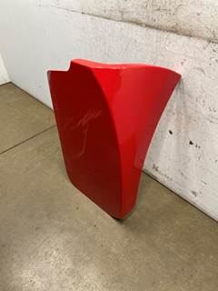 Used Kenworth T880 RH Fender Extension