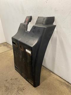 Used Mack CH612 RH Fender Extension