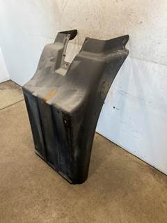 Used Mack CXU LH Fender Extension