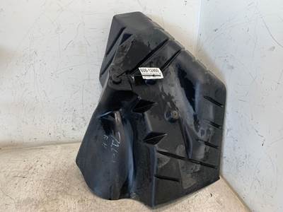 Used Mack CXU613 RH Inner Fender