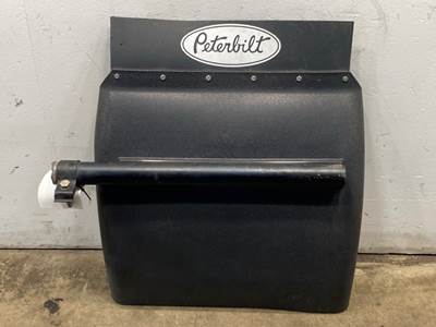 Used Peterbilt 579 LH 1/4 Fender