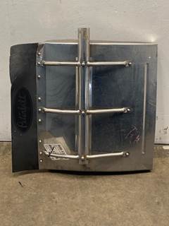 Used Peterbilt 587 RH 1/4 Fender