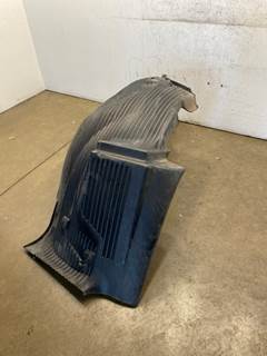 Used Volvo VNL Gen 3 RH Fender Extension