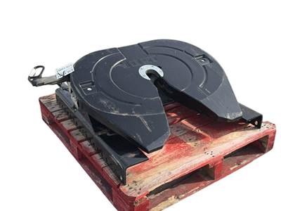 NTO Jost 37UBK XM8X Fifth Wheel