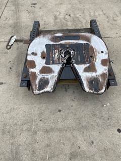 Used Jost JSK36NSL Fifth Wheel