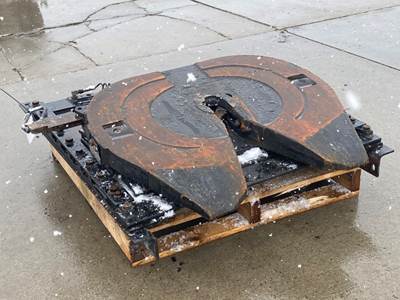 Used Jost JSK37USA Fifth Wheel