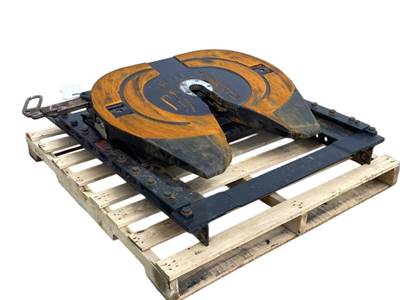 Used Jost JSK37USA Fifth Wheel